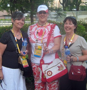 Yes...I wore the pyjama pants! (l-r) Mary Brooks (Jacquie's mom), me and Anne Welch (co-owner of Gran Gesto